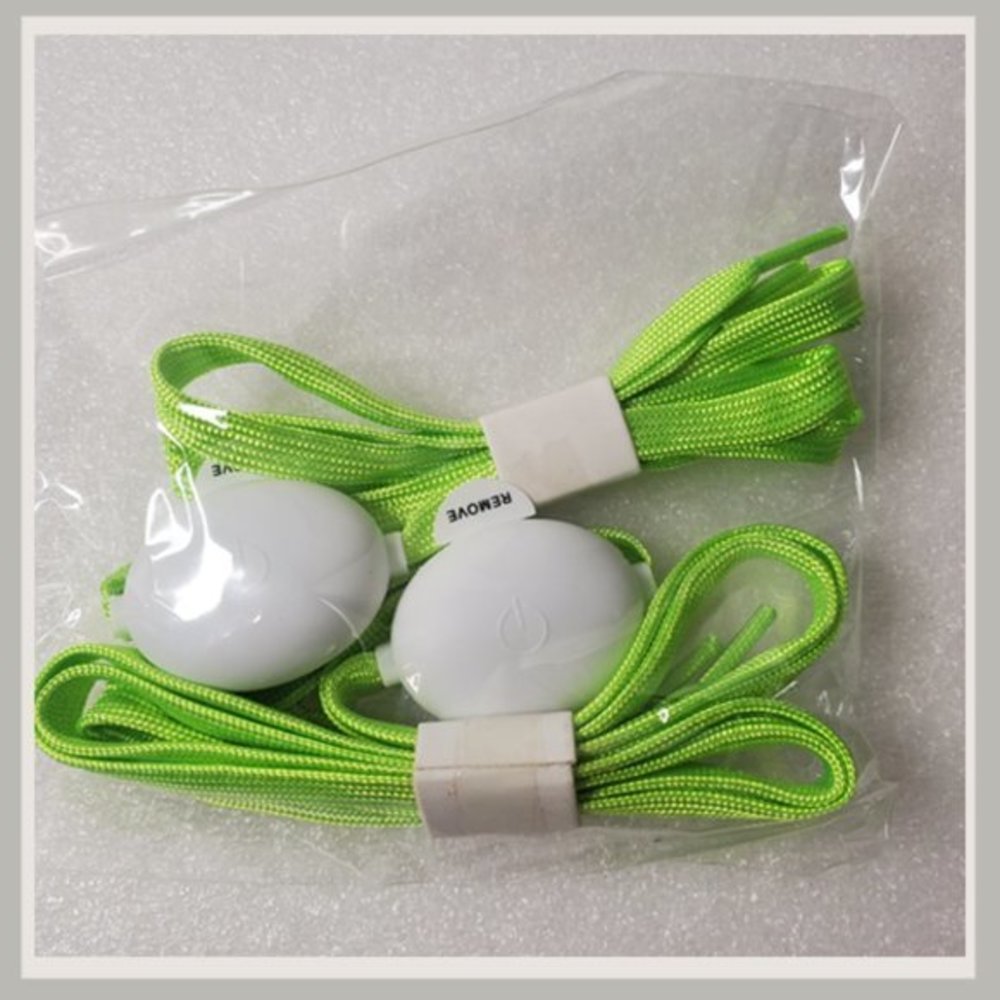 ✨ LED Light Up Shoelaces – YOU Choose 2 Colors! | Glow in the Dark Shoe Laces - Picture 7 of 16